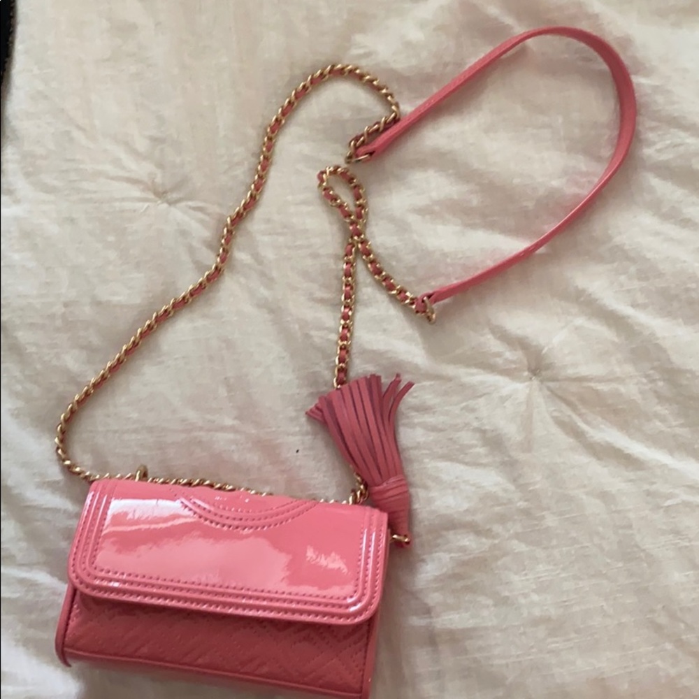Tory Burch Fleming Pink Mini Patent Leather Bag🎉
